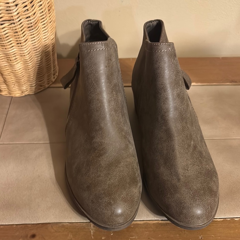 Arizona boots‎ 10W ⭐️